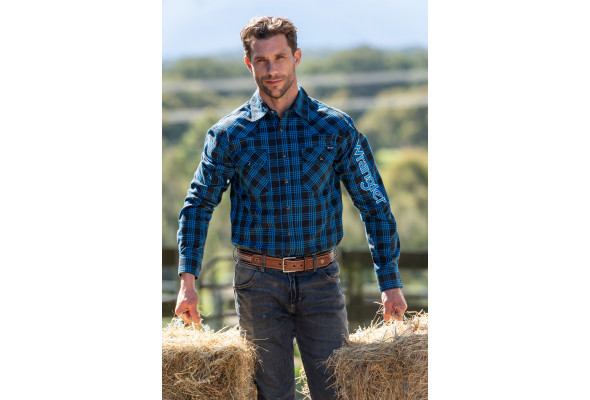 Wrangler Mens Betts Logo Shirt Wrangler Mens Betts Logo Shirt